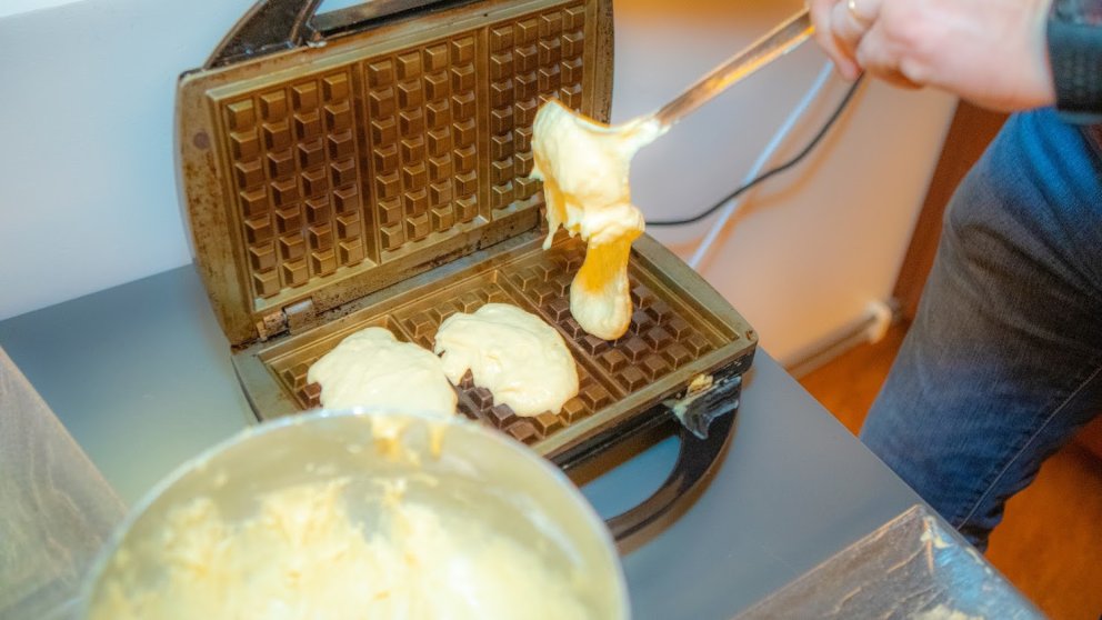 Heitar og ilmandi vöfflur voru m.a. á boðstólum.