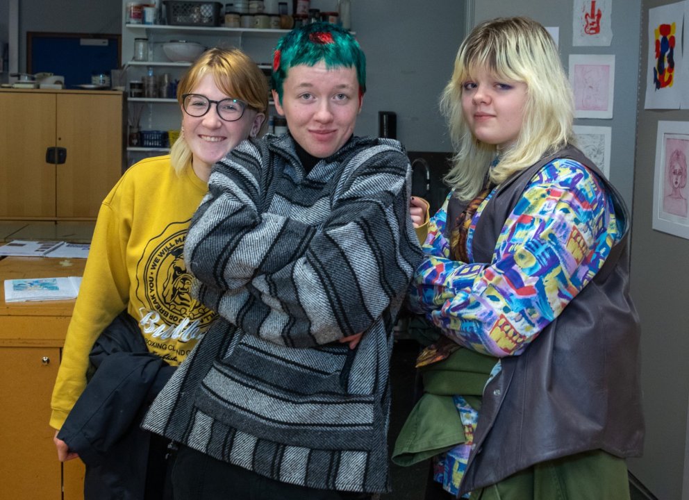 Gleðin við völd á opnu húsi listnáms- og hönnunarbrautar í gærkvöld.