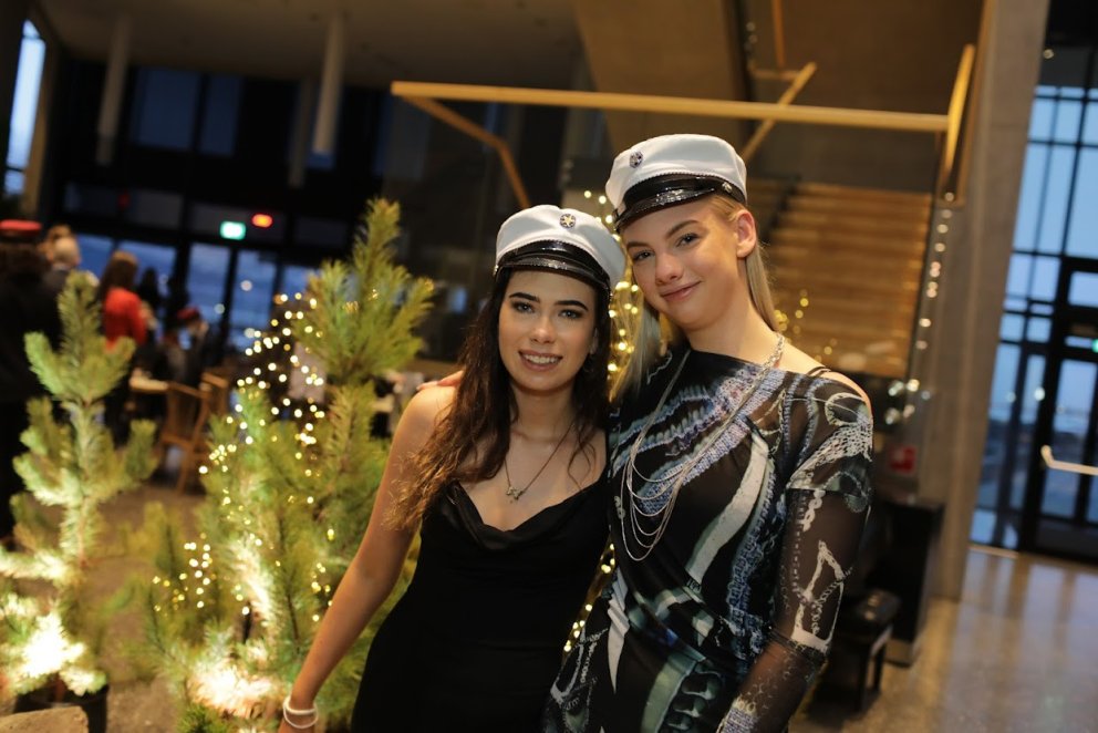 Að sjálfsögðu ríktin gleðin ein á útskriftinni.