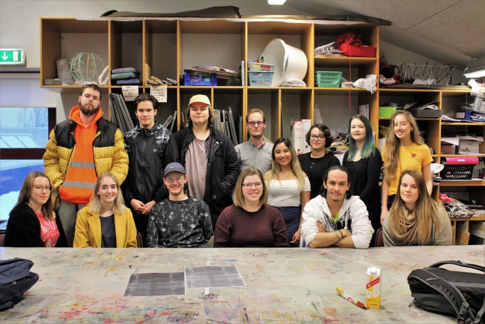 Nemendurnir sem sýna verk sín í Ketilhúsinu.