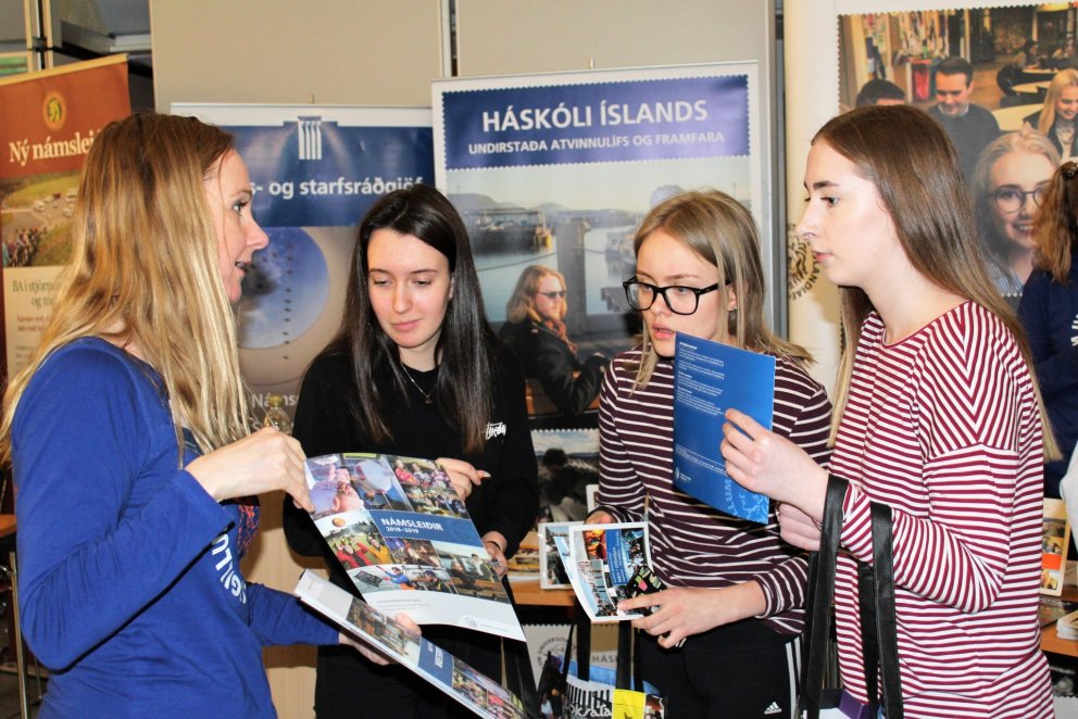 Nemendur voru áhugasamir á háskólakynningunni.