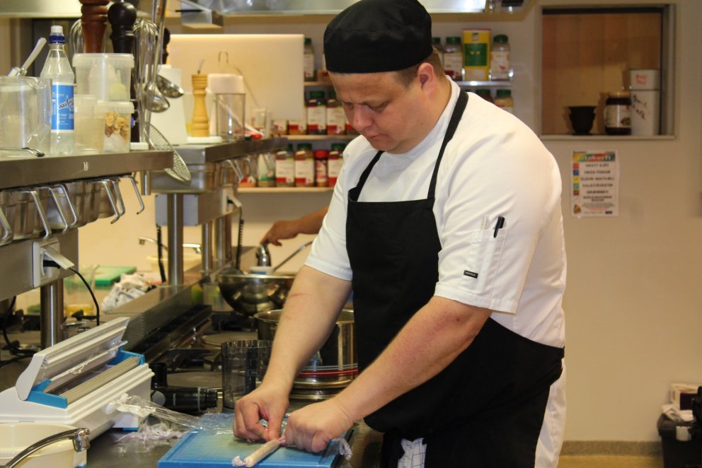 Nám í 3. bekk í matreiðslu er komið í fullan gang.