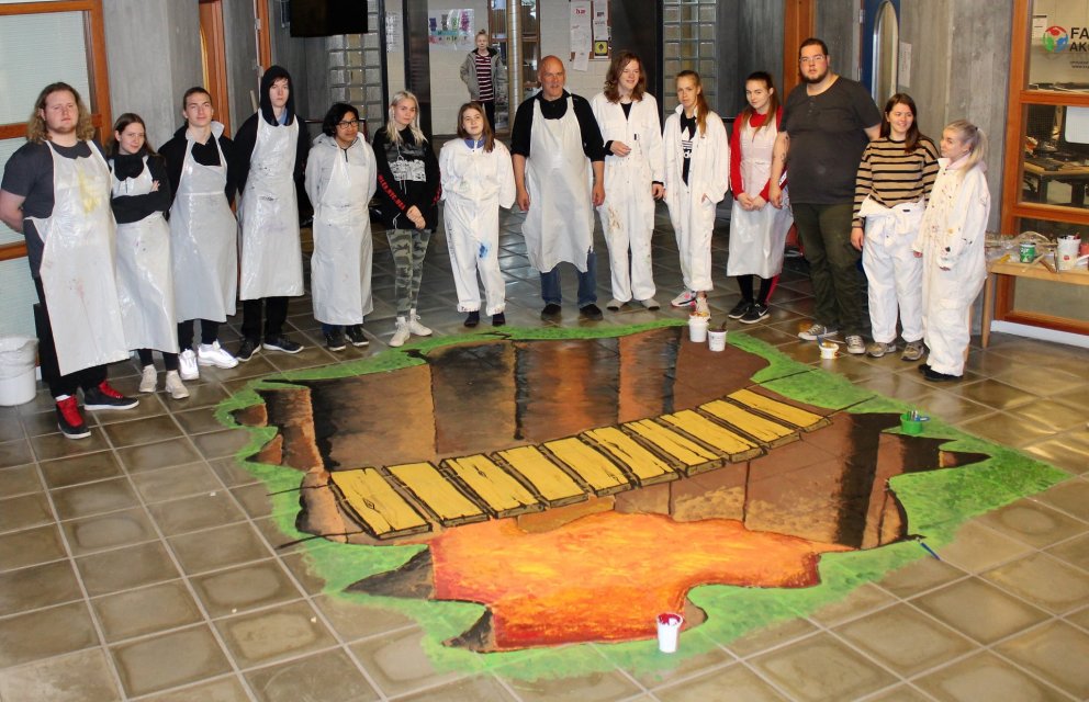 Kennari og nemendur sáttir við útkomuna.