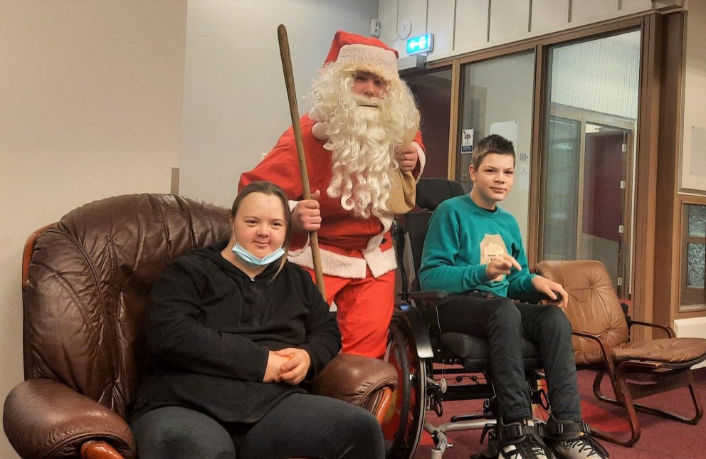 Hurðaskellir heilsaði upp á Guðmund og Birtu.