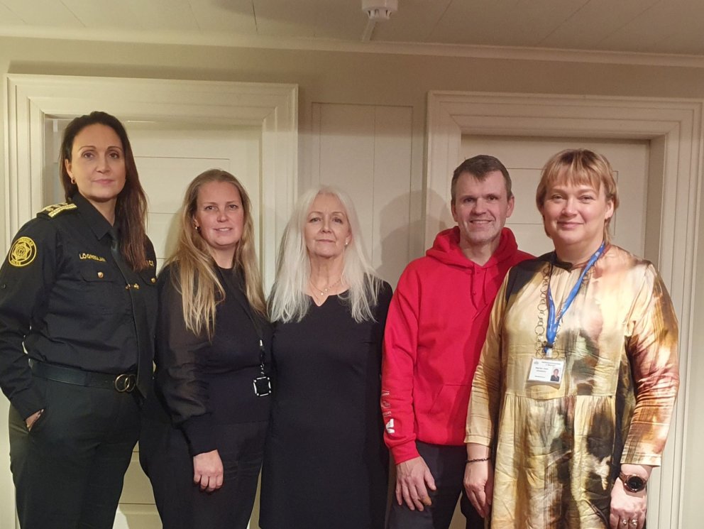 Samstarfssamningurinn gildir til vors 2023.