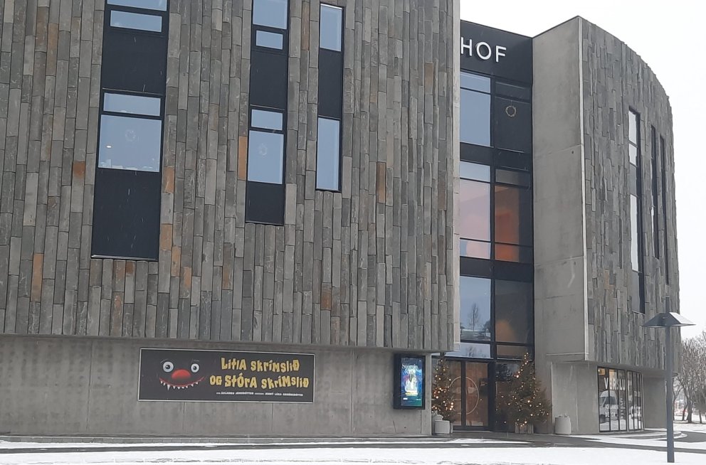 Brautskráningin verður í Hofi fimmtudaginn 21. desember og hefst kl. 13:00.
