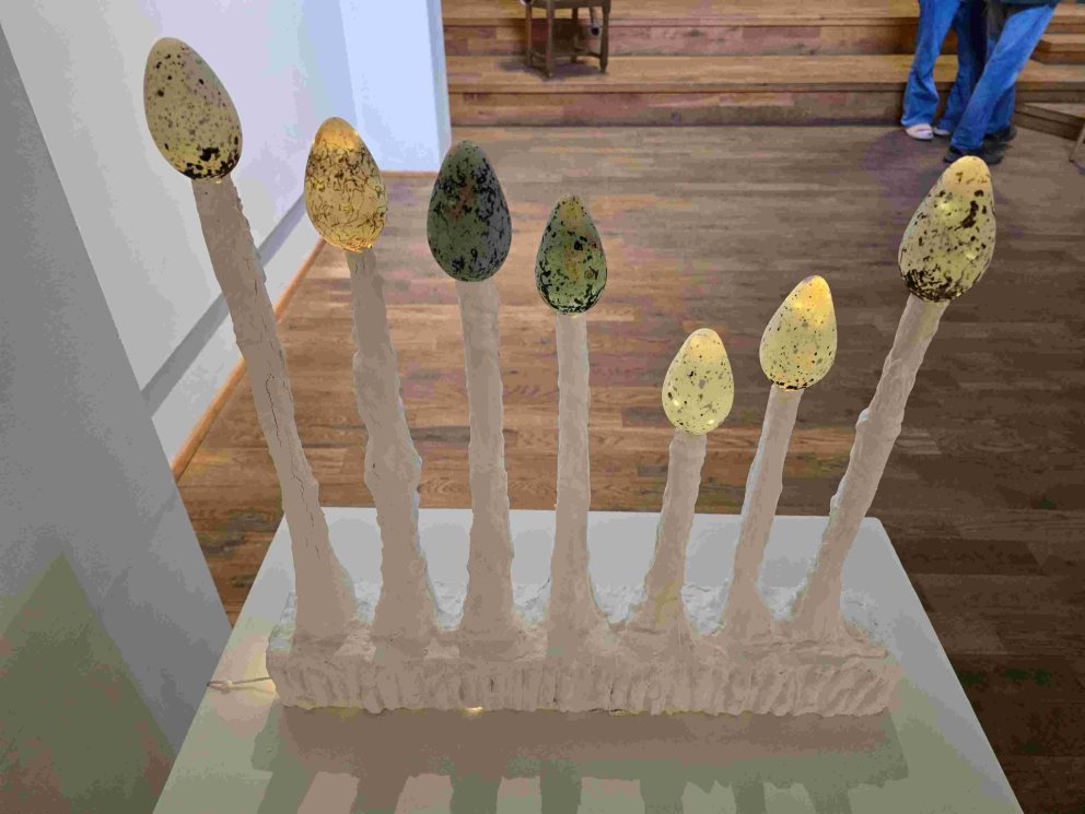 Eitt af verkunum á sýningu kvöldskólanema í Deiglunni um síðustu helgi.