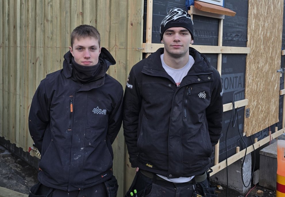 Húsasmíðanemarnir Rúnar Snær Ingason (til vinstri) og Stefán Katrínarson.