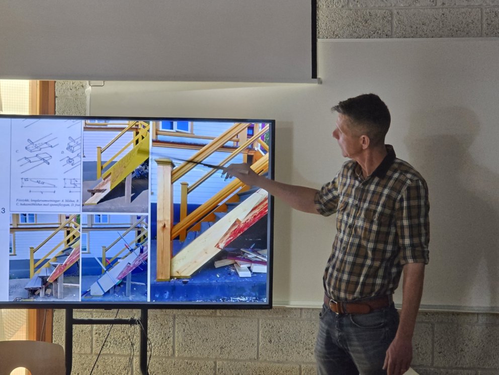 Matthías Kristjánsson húsasmíðameistari miðlar þekkingu sinni um viðhald og endurbyggingu gamalla hú&hellip;