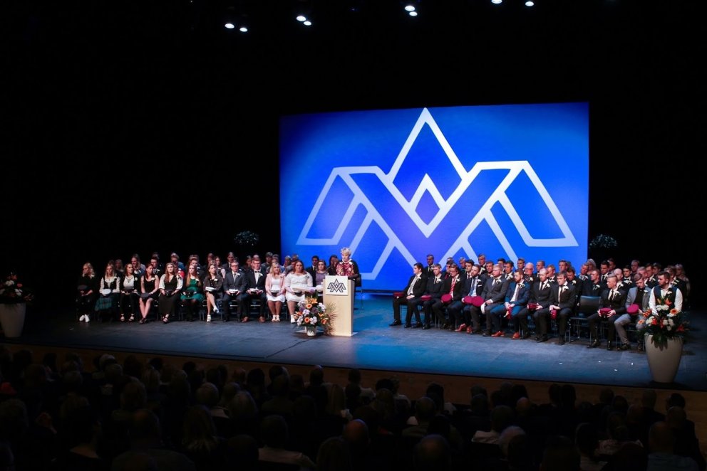 Valgreiðslur frá Hollvinasamtökum VMA