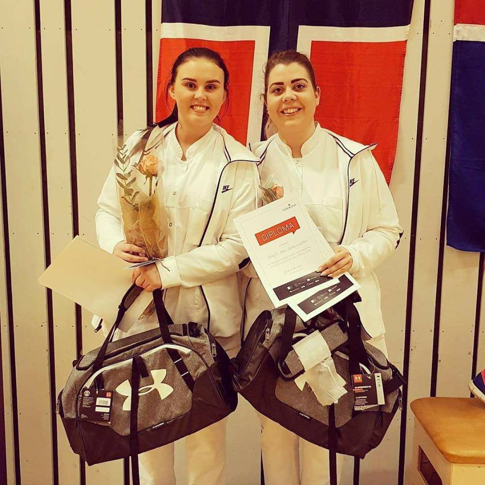 Kampakátar eftir keppnina í Osló í gær.