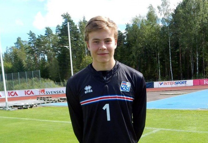 Aron Dagur Birnuson í landsliðstreyjunni.