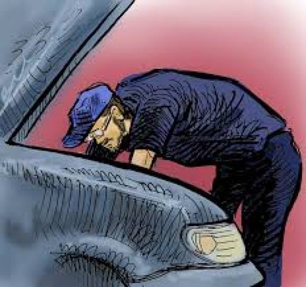 Tveggja ára nám í bílamálun og bifreiðasmíði í VMA