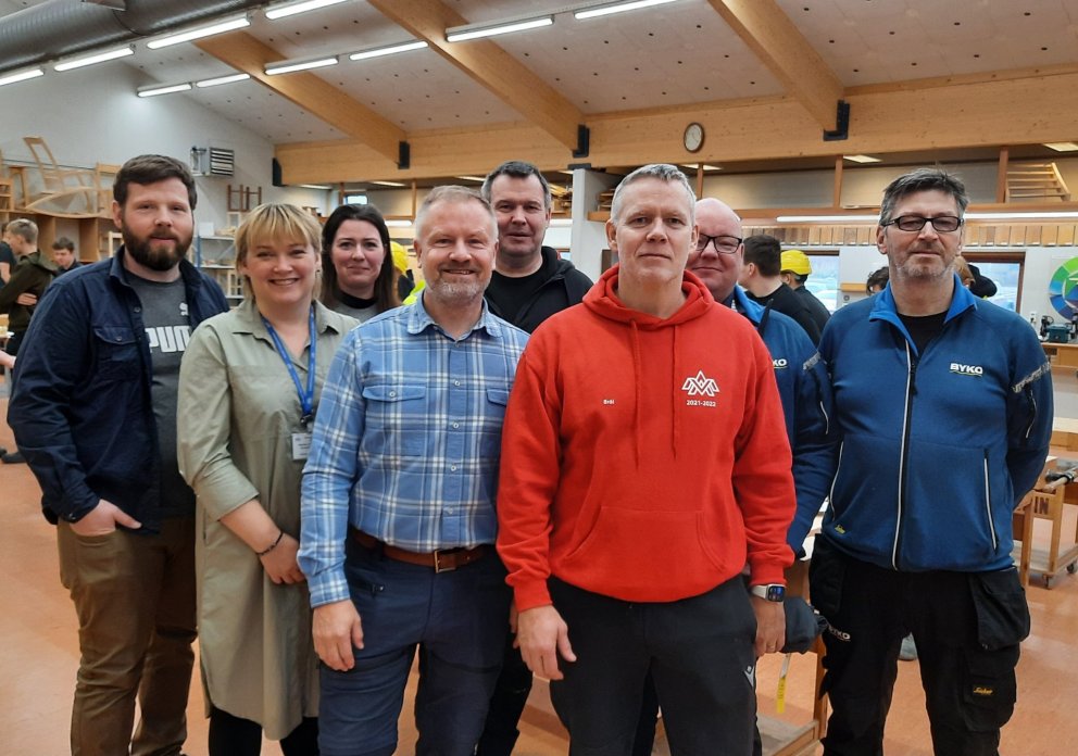 Fulltrúar Byko, Haga og VMA í byggingadeild í gær.