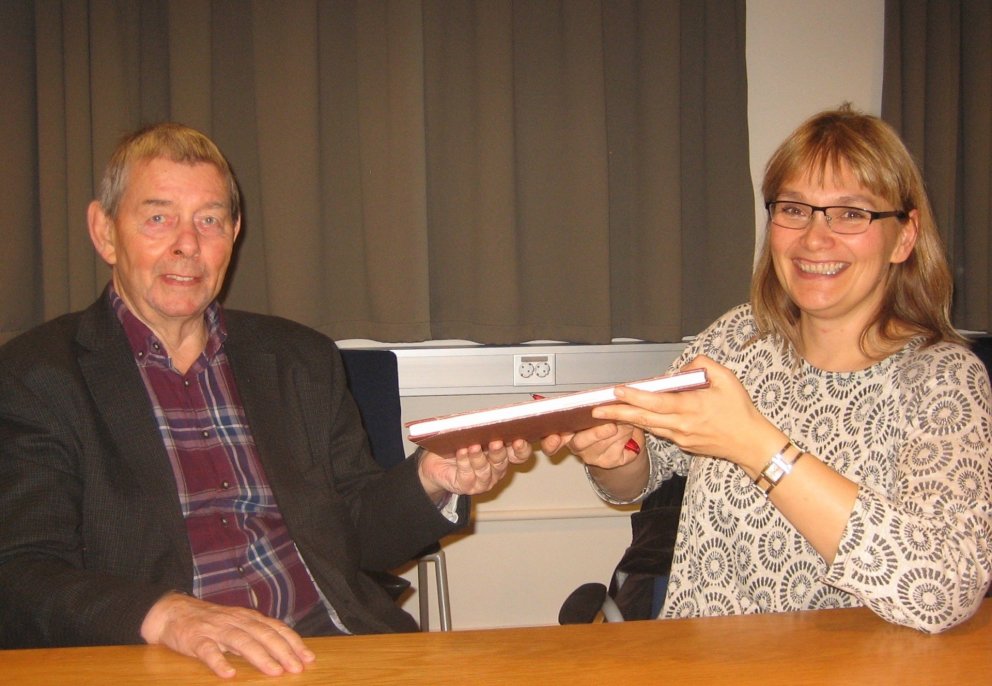 Bernharð, fráfarandi ritari, og Rannveig.