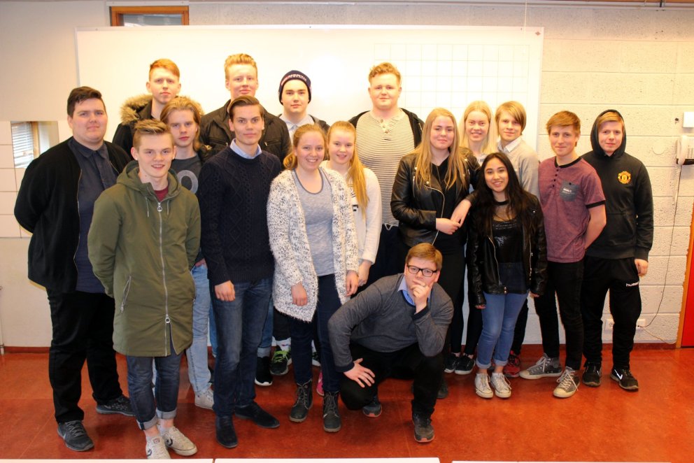 Frambjóðendur til hinna fjölmörgu embætta.