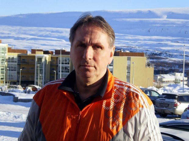 Hinrik Þórhallsson.