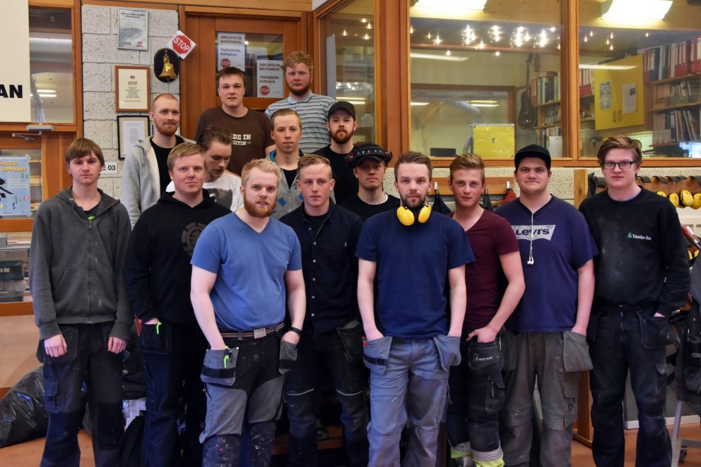 Húsasmíðanemar í sveinsprófi. Mynd: Heiðar Árnason