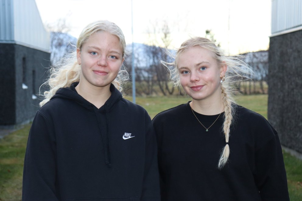 Ísfold Marý (til vinstri) og Jakobína.