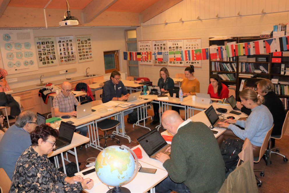 Unnið af kappi á lokadegi vinnustofunnar í VMA.