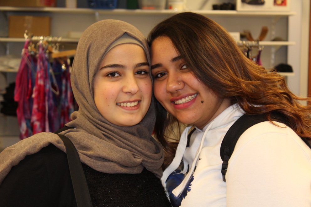 Reem Khattab (t.v.) og Sherihan Essam.