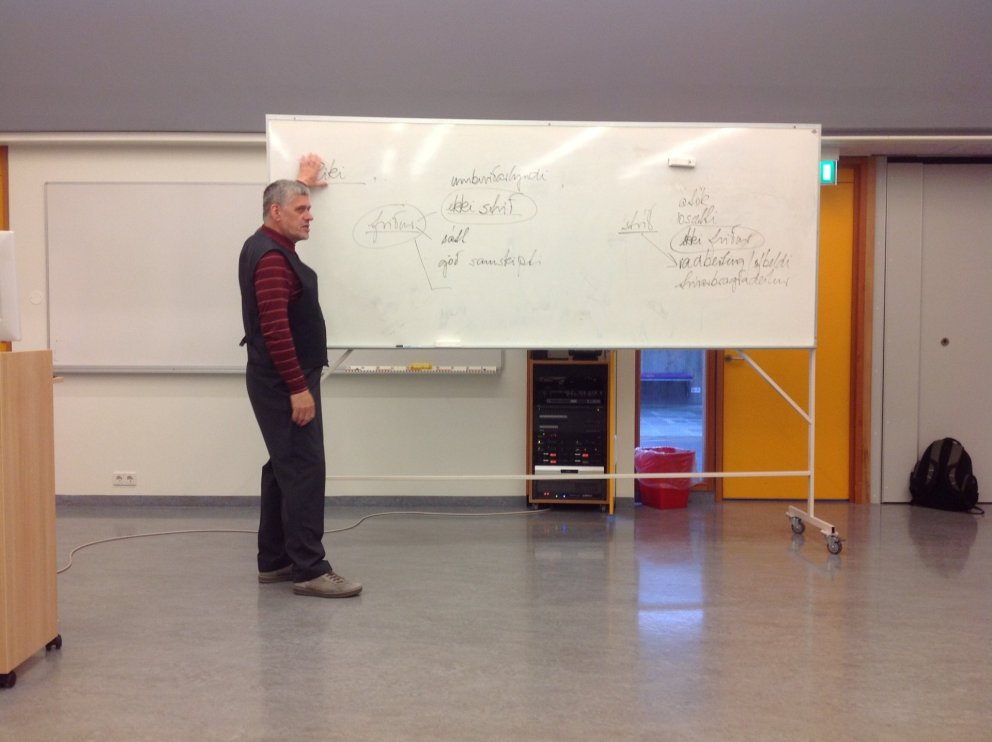 Guðmundur H. Frímannsson hélt fyrirlestur í dag.