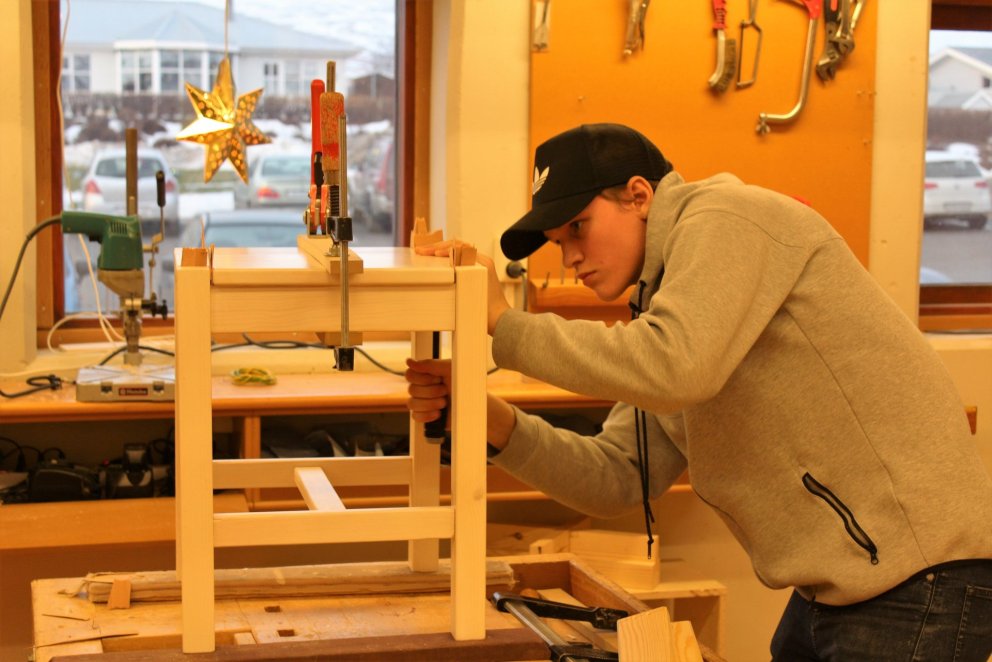 Vandað til verka á lokasprettinum.