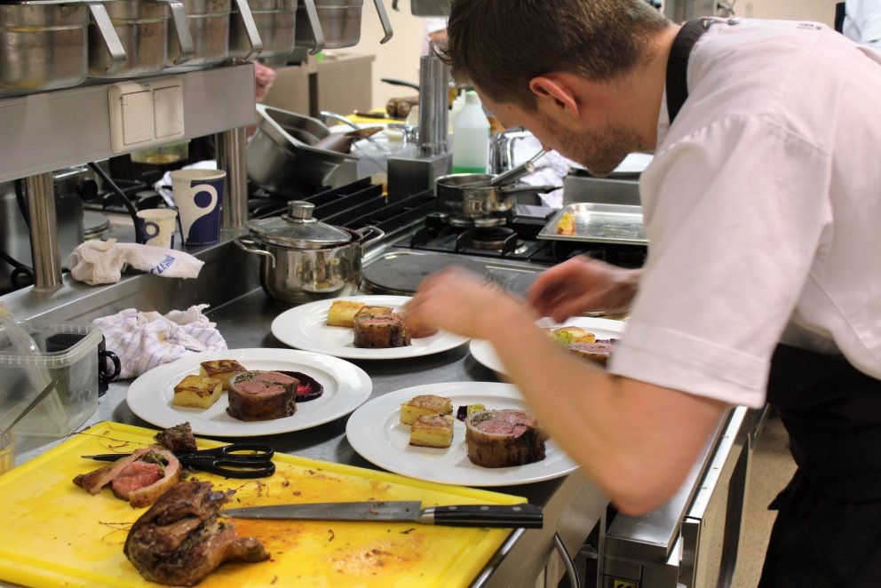 Atgangur í eldhúsinu í verklega prófinu.