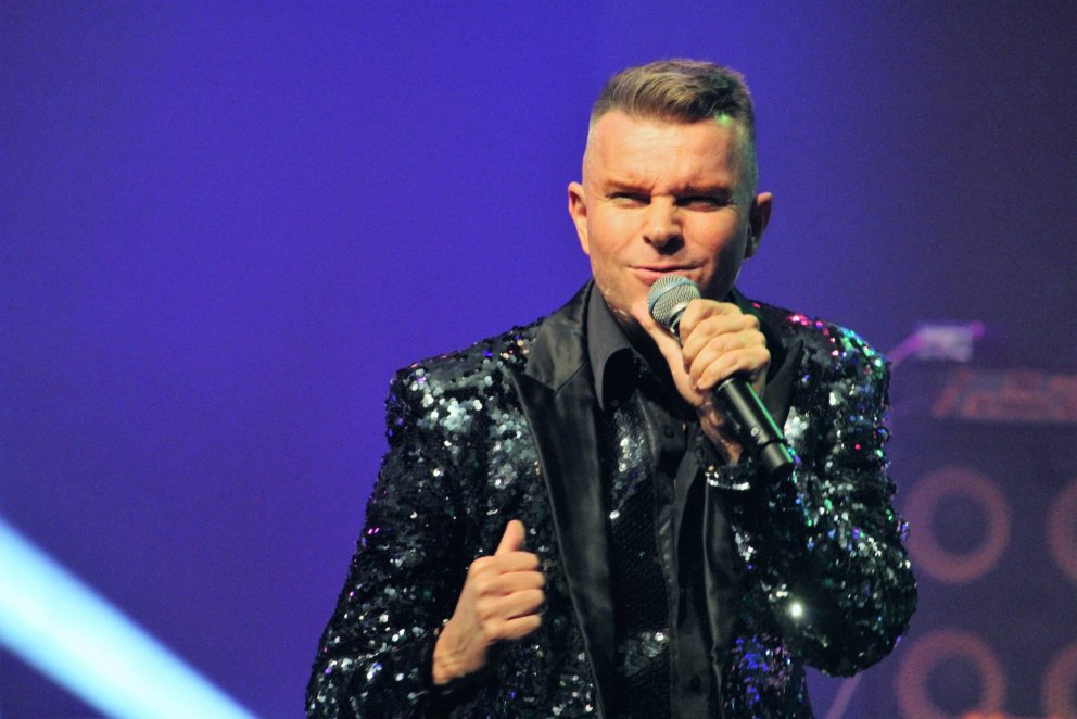 Páll Óskar sér um danstónlistina á árshátíðinni.