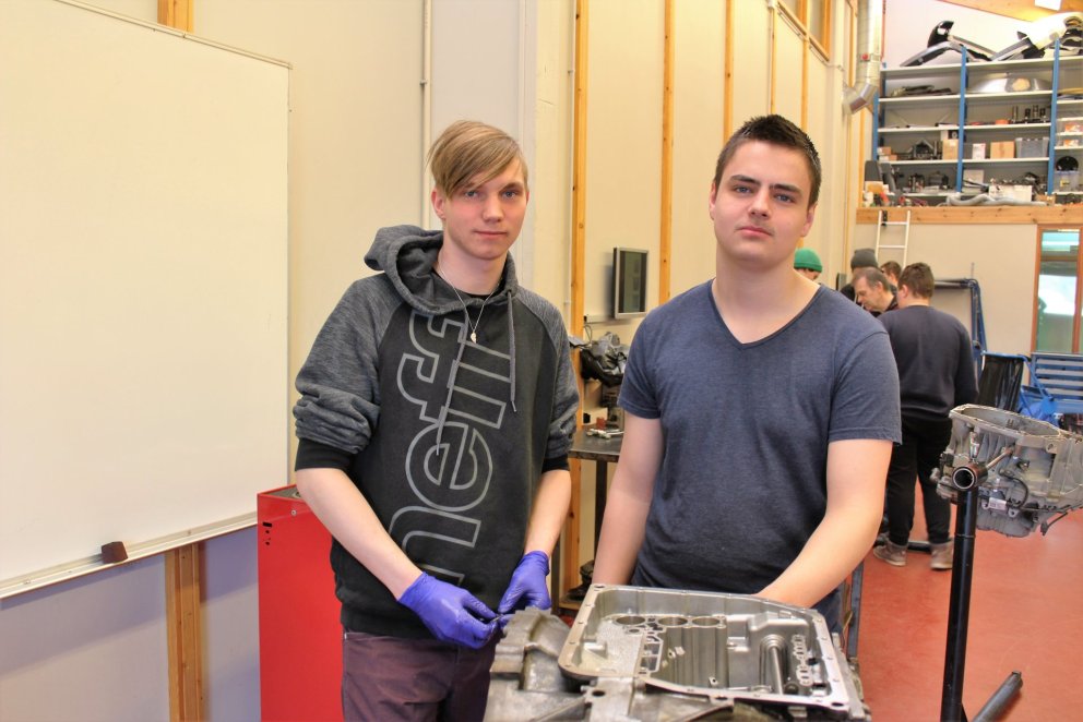 Bifvélavirkjanemarnir Sigurbjörn (t.v.) og Ómar.