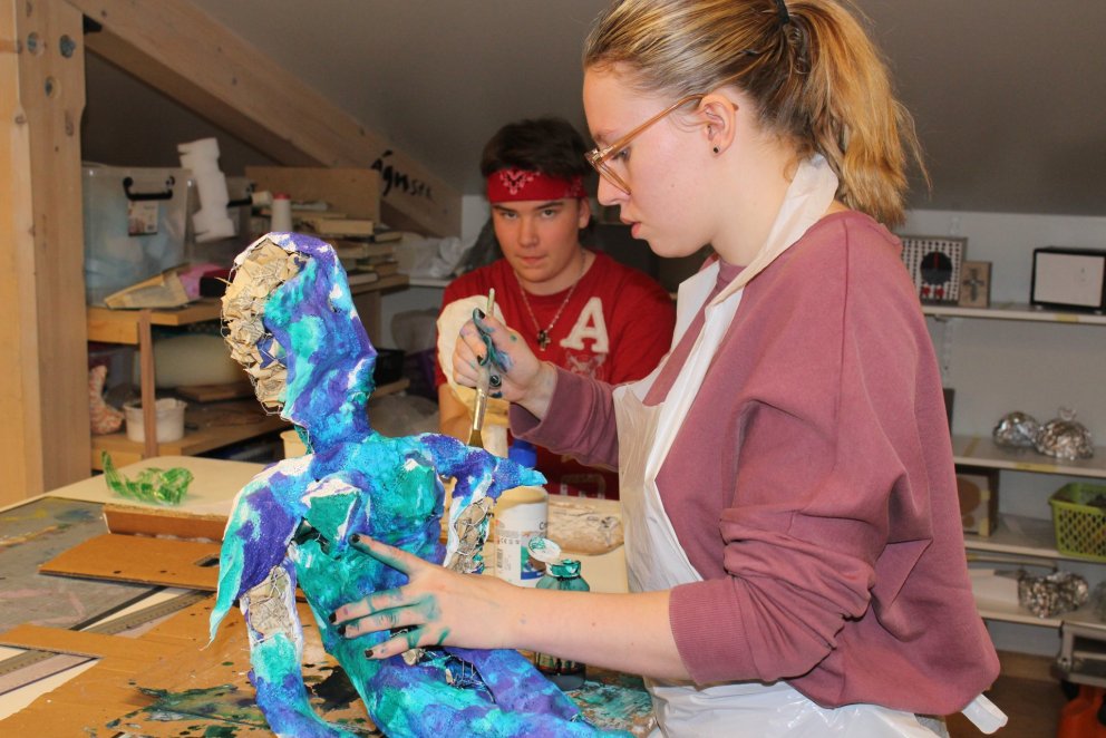 Sköpunin fær útrás í tíma hjá Örnu Valsdóttur.