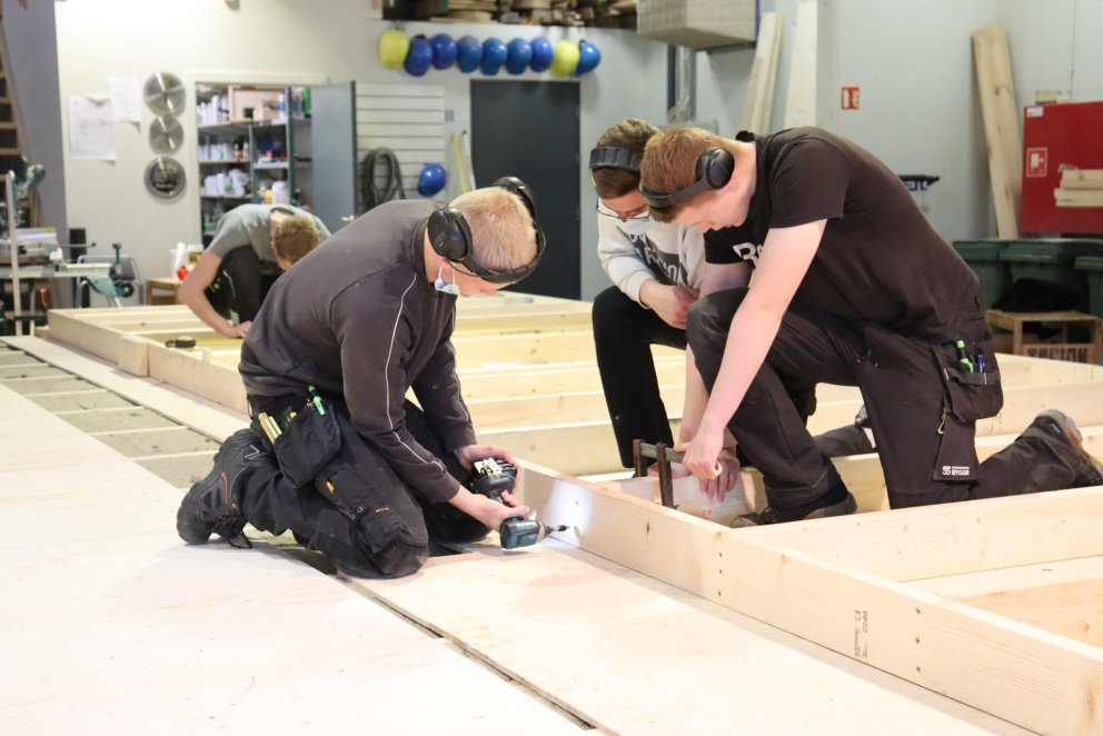 Einbeittir nemendur í byggingadeild.