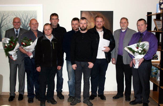 Útskriftarhópurinn með kennurum og skólameistara.