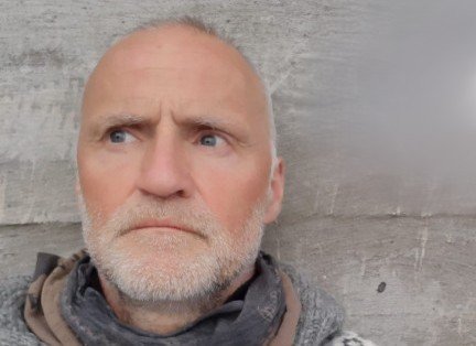 Ólafur Sveinsson, myndlistarmaður, kennari og leiðsögumaðurr.