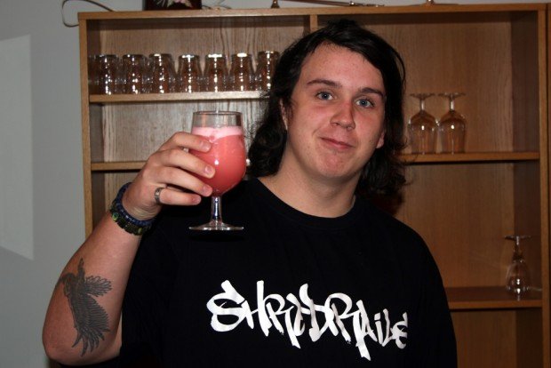 Sáttur við kokteilinn.