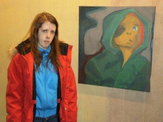 Dagrún Erla Finnsdóttir við verk sitt.