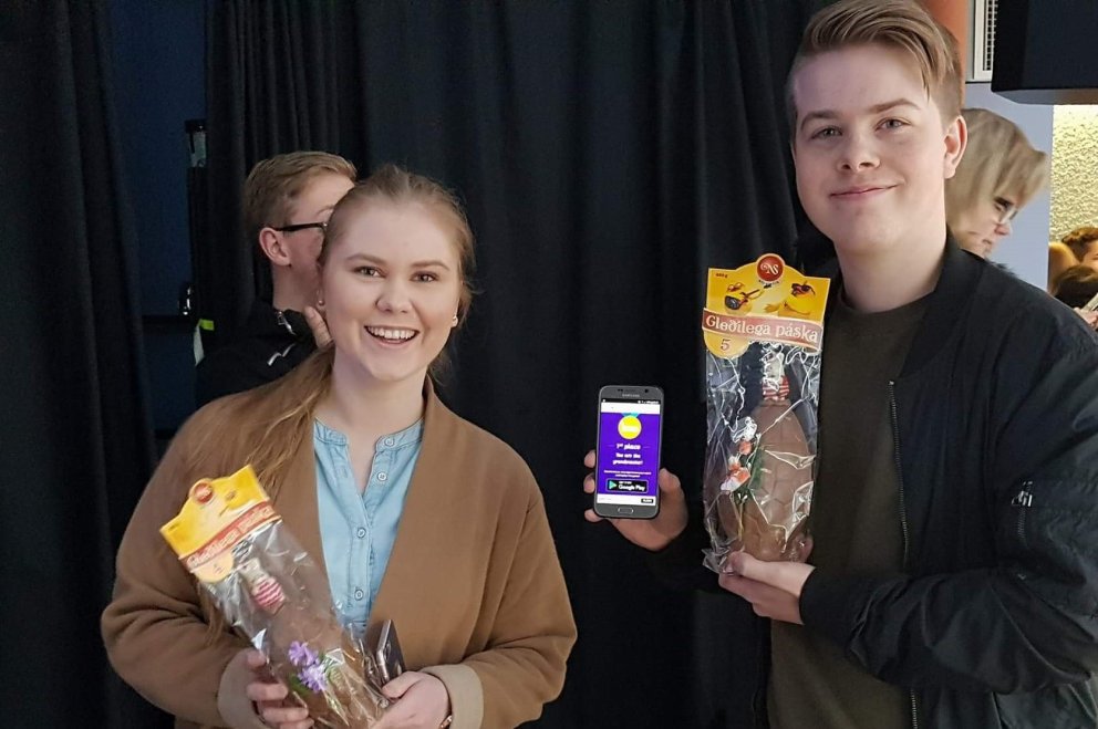 Páskaeggjavinningshafarnir Fönn og Haukur Sindri.