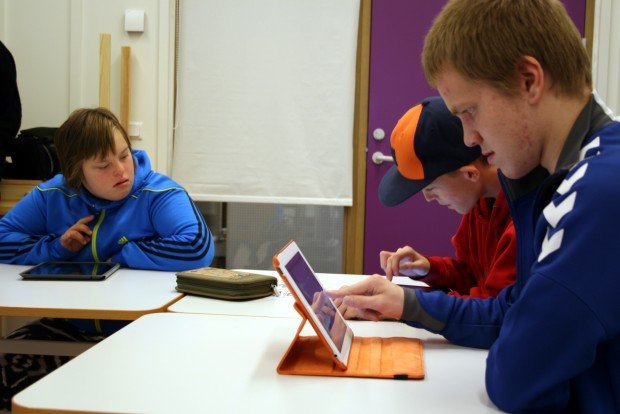 Spjaldtölvur nýtast vel í kennslu á starfsbraut.