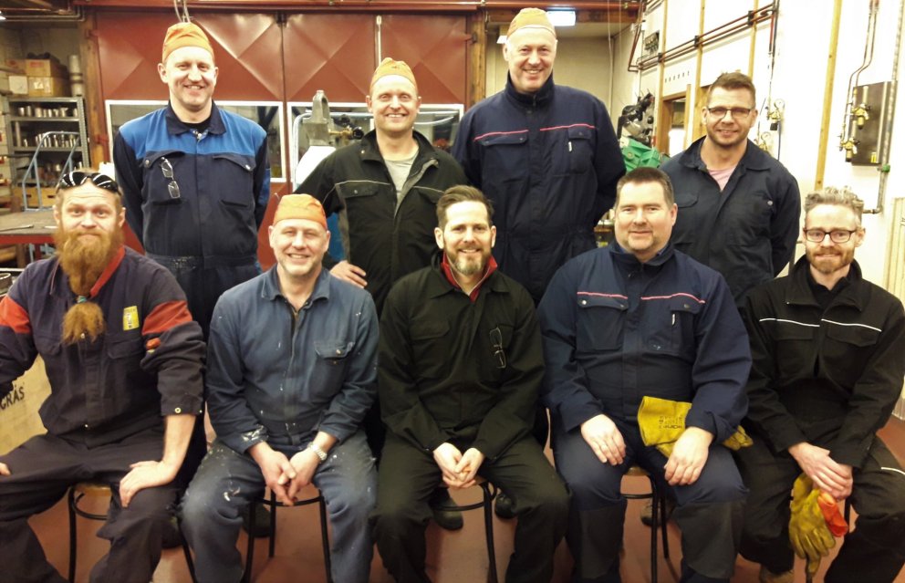 Níu af tíu þátttakendum á nýloknu námskeiði.