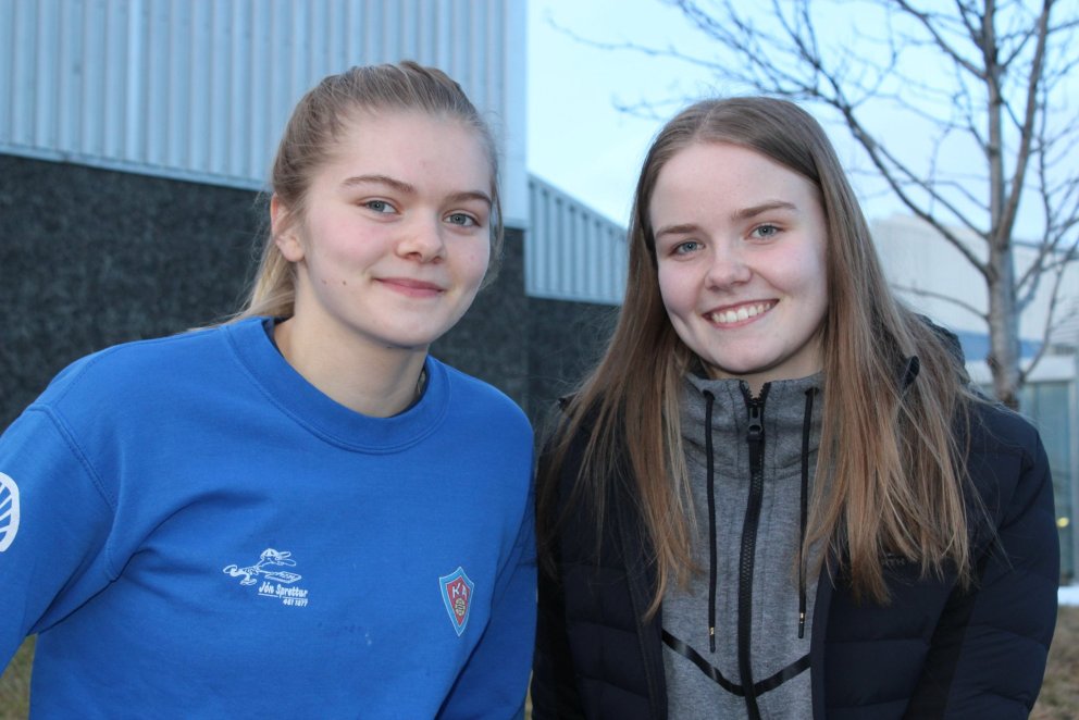 Svala (t.v.) og Aldís Ásta.