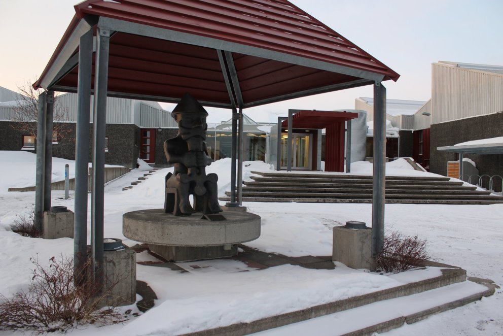 Sem næst 950 nemendur verða í dagskóla á önninni.