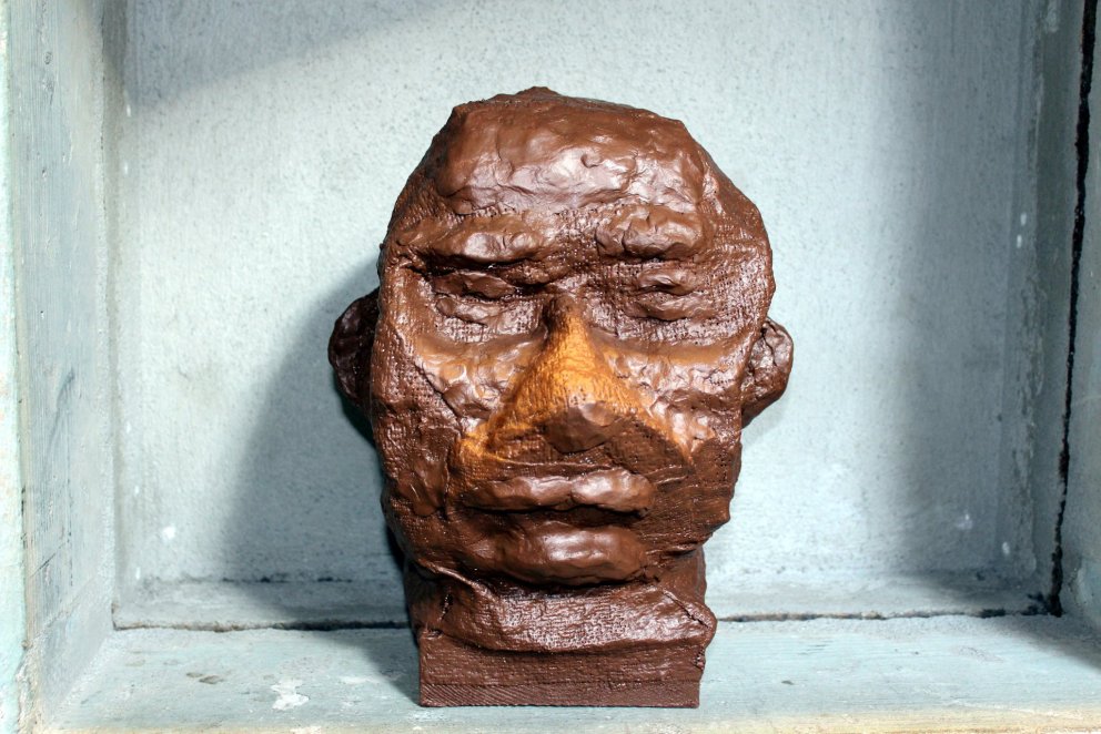 Skúlptúr Maríu Rúnar Árnadóttur í anda Rodins.