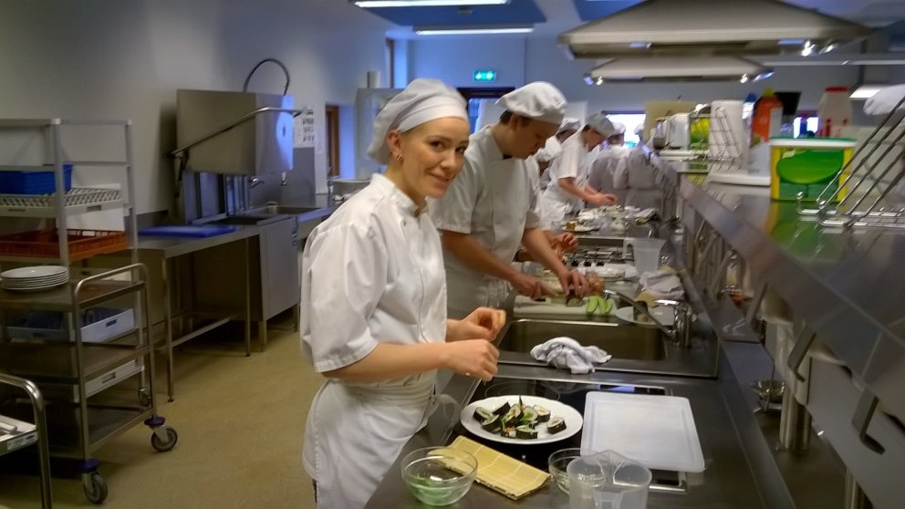 Frá sushi-námskeiðinu.