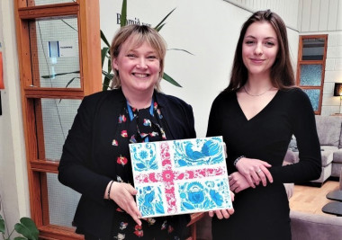 Sigrur Huld sklameistari og Ioanna Borysova.