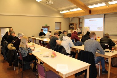 Nemendur skouu leiir til a nta grnmeti betur