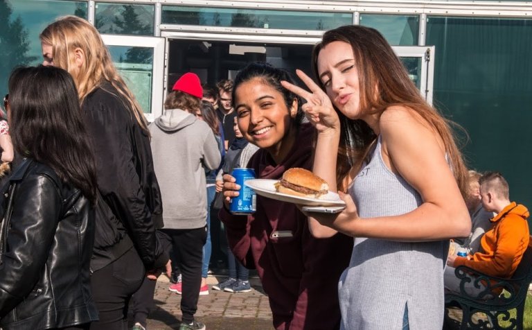 Í góðum gír á nýnemahátíðinni. Mynd: Kamilla