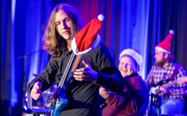 Frá jólatónleikunum í gærkvöld. Mynd: HF.