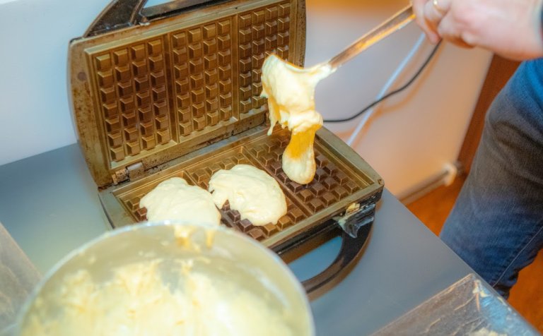 Heitar og ilmandi vöfflur voru m.a. á boðstólum.