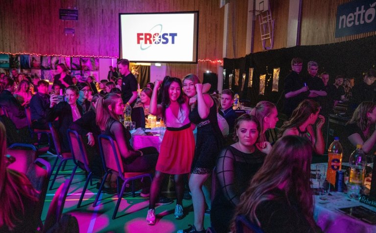 Ósvikin skemmtun á árshátíð VMA