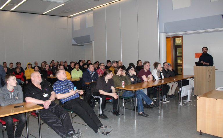 Fyrirlestur Birkis og Atla var afar fjölsóttur.